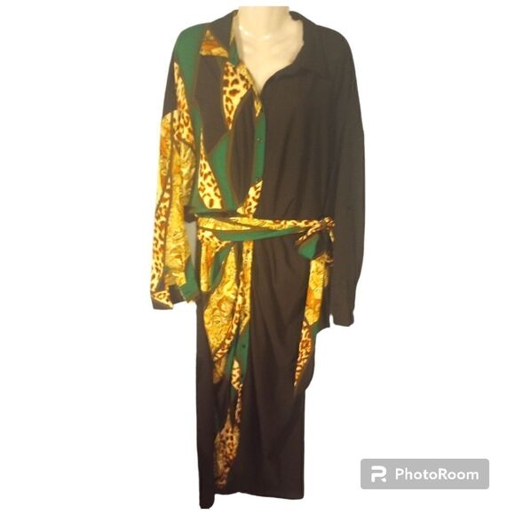 Shein curve animal print and Paisley black color block button down shi… - Picture 2 of 10